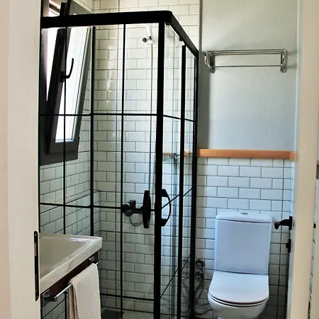 Akkum Bed and Breakfast 3*