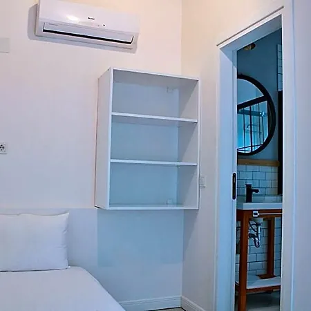 Akkum Bed and Breakfast 3*